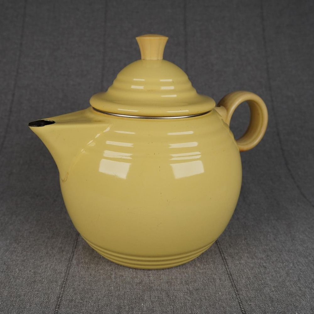Vintage Fiesta Yellow Enamel Steel Tea Kettle Stovetop Teapot Made in Taiwan
